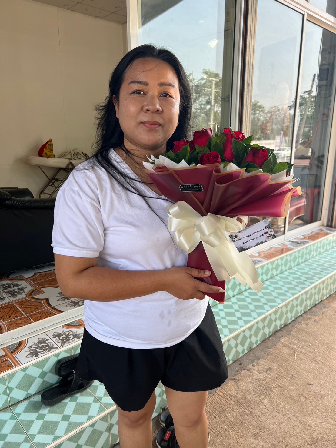 Photo of lady with flowers in Udon Thani, Thailand